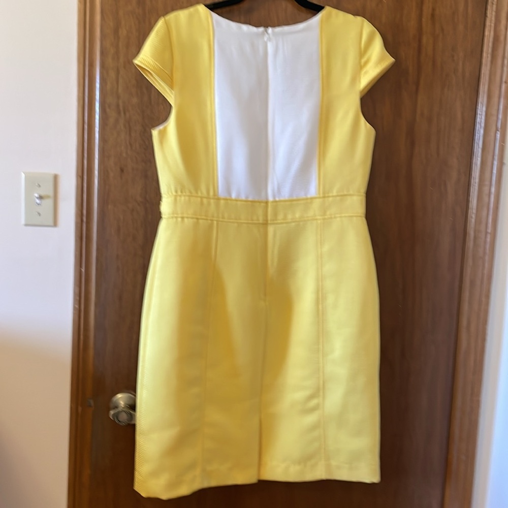 Beautiful spring dress! - Picture 6 of 7